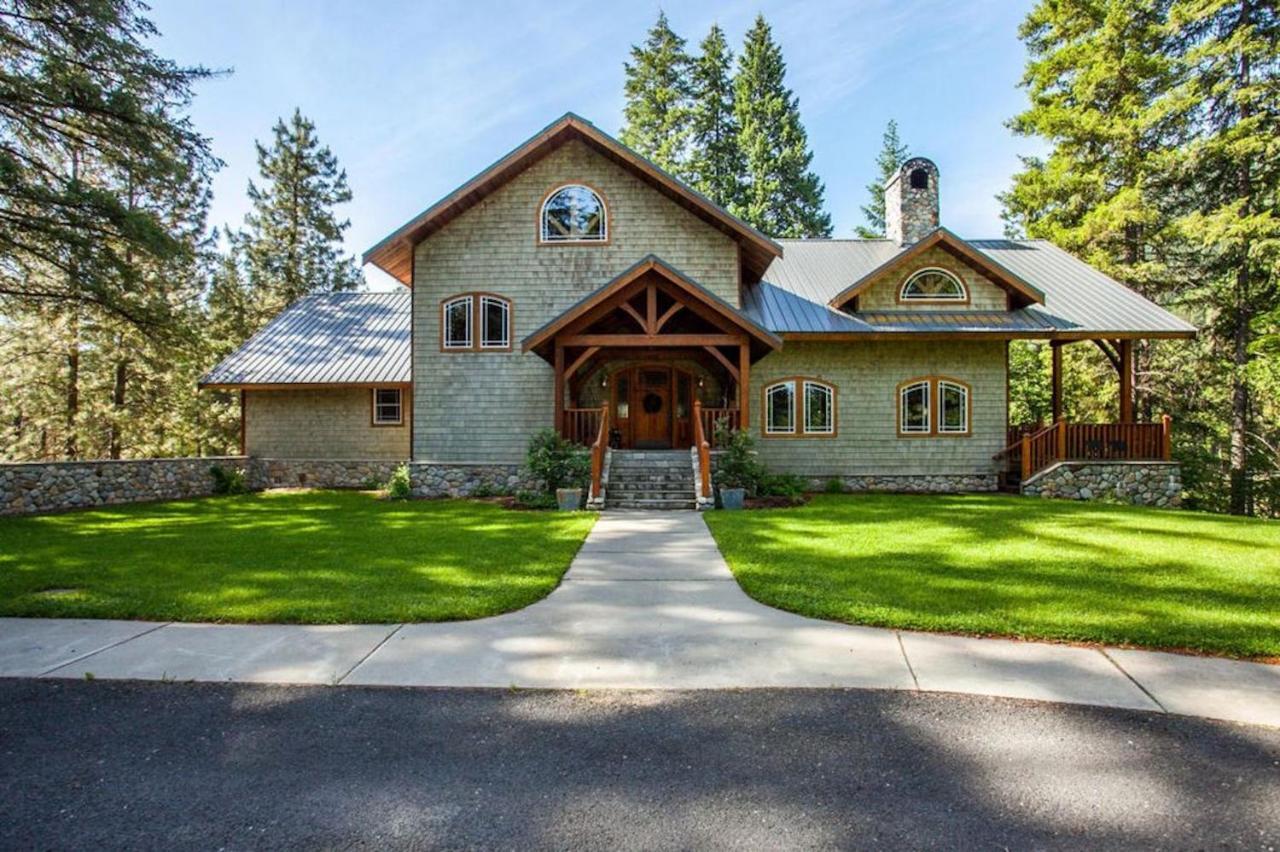 Snowgrass Lodge - River, Mountain Views & Hot Tub Leavenworth Exterior photo